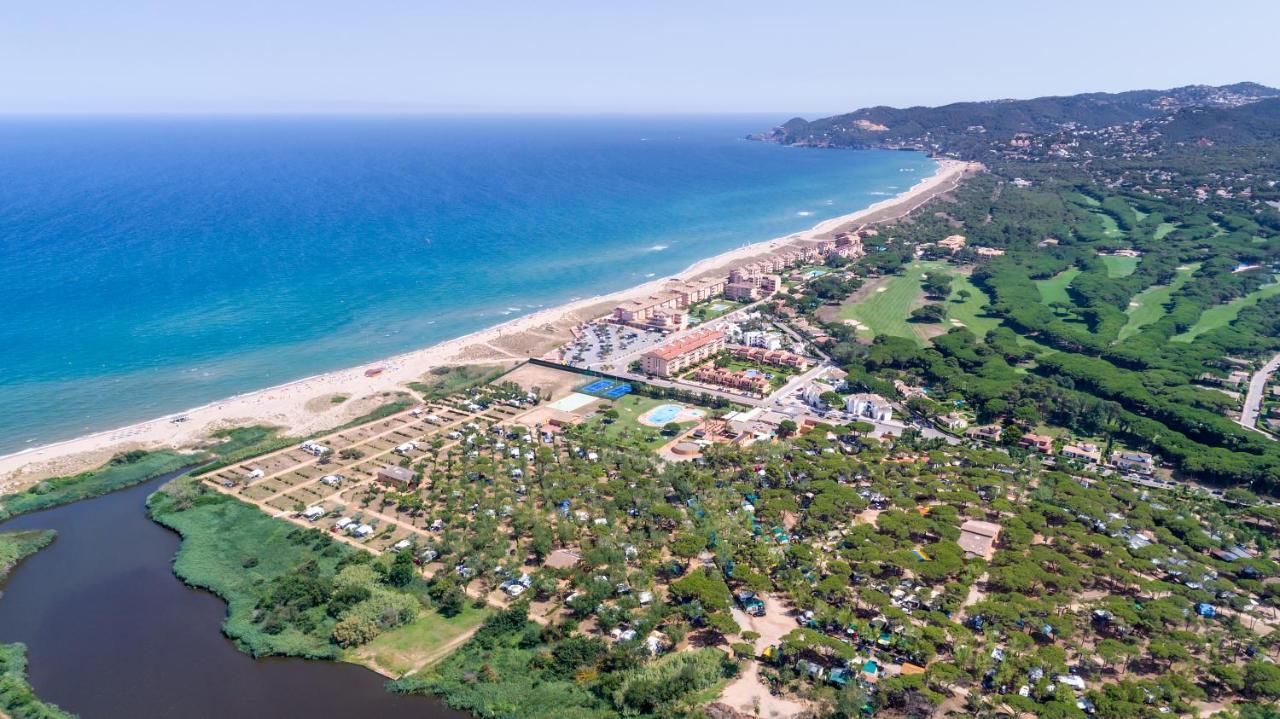 Camping & Bungalows Platja Brava Пальс Экстерьер фото