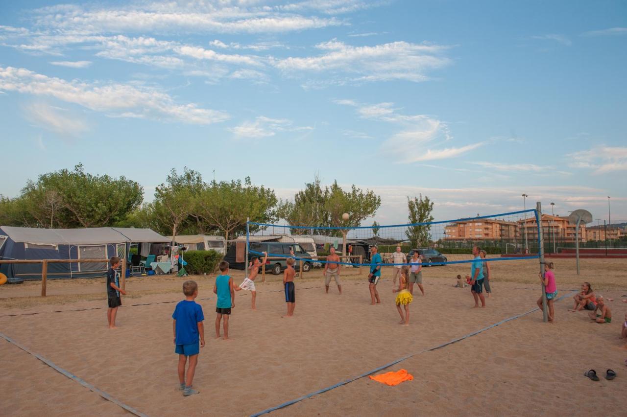 Camping & Bungalows Platja Brava Пальс Экстерьер фото