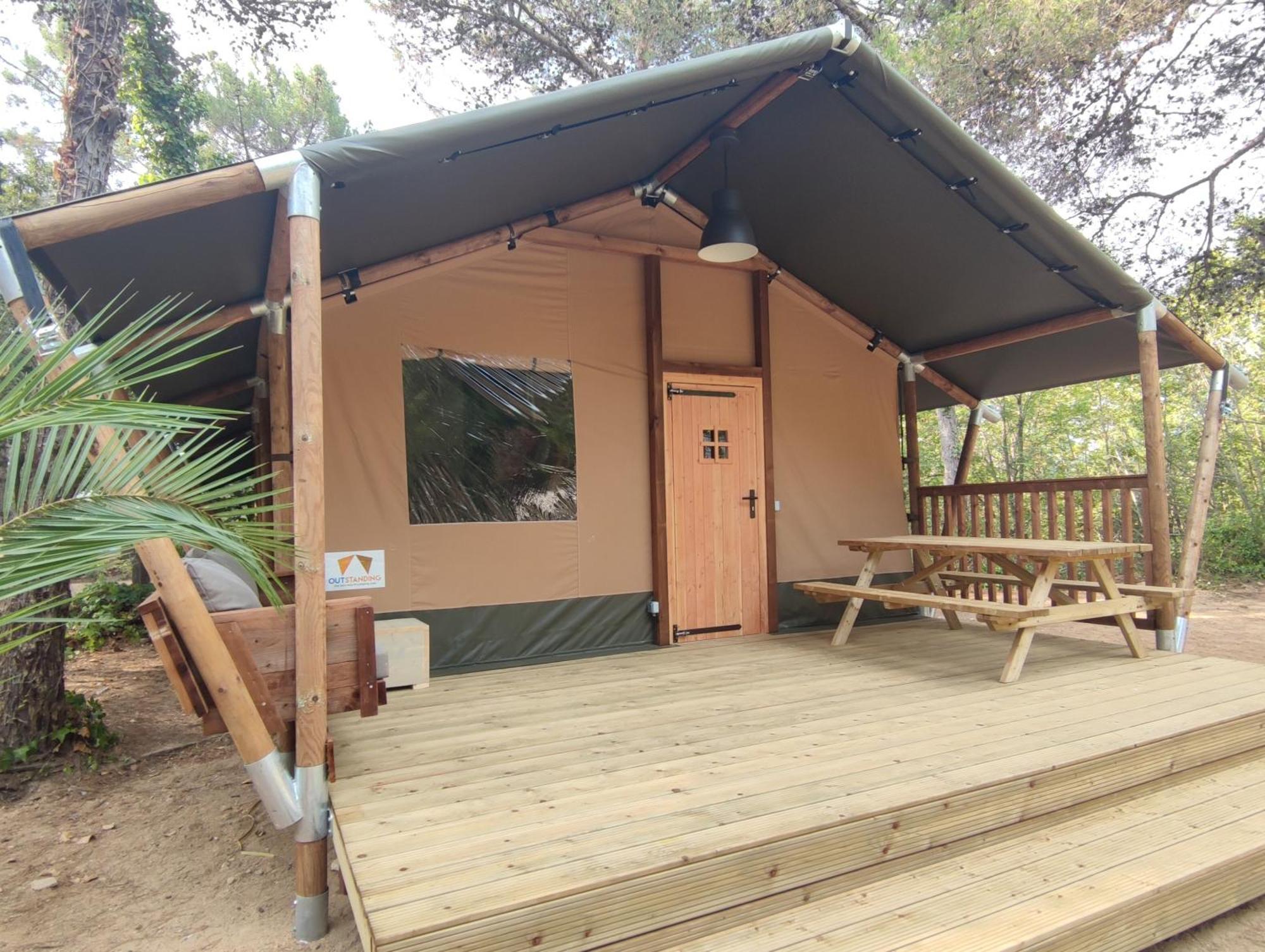 Camping & Bungalows Platja Brava Пальс Экстерьер фото